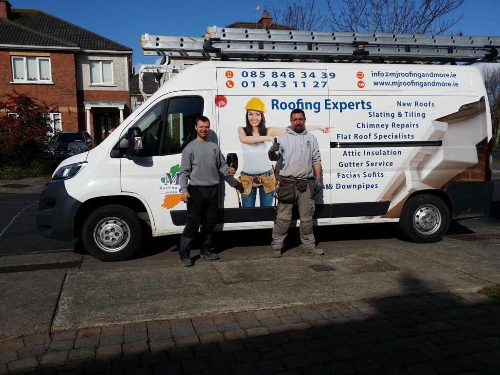 MJ-Roofing-More-Team